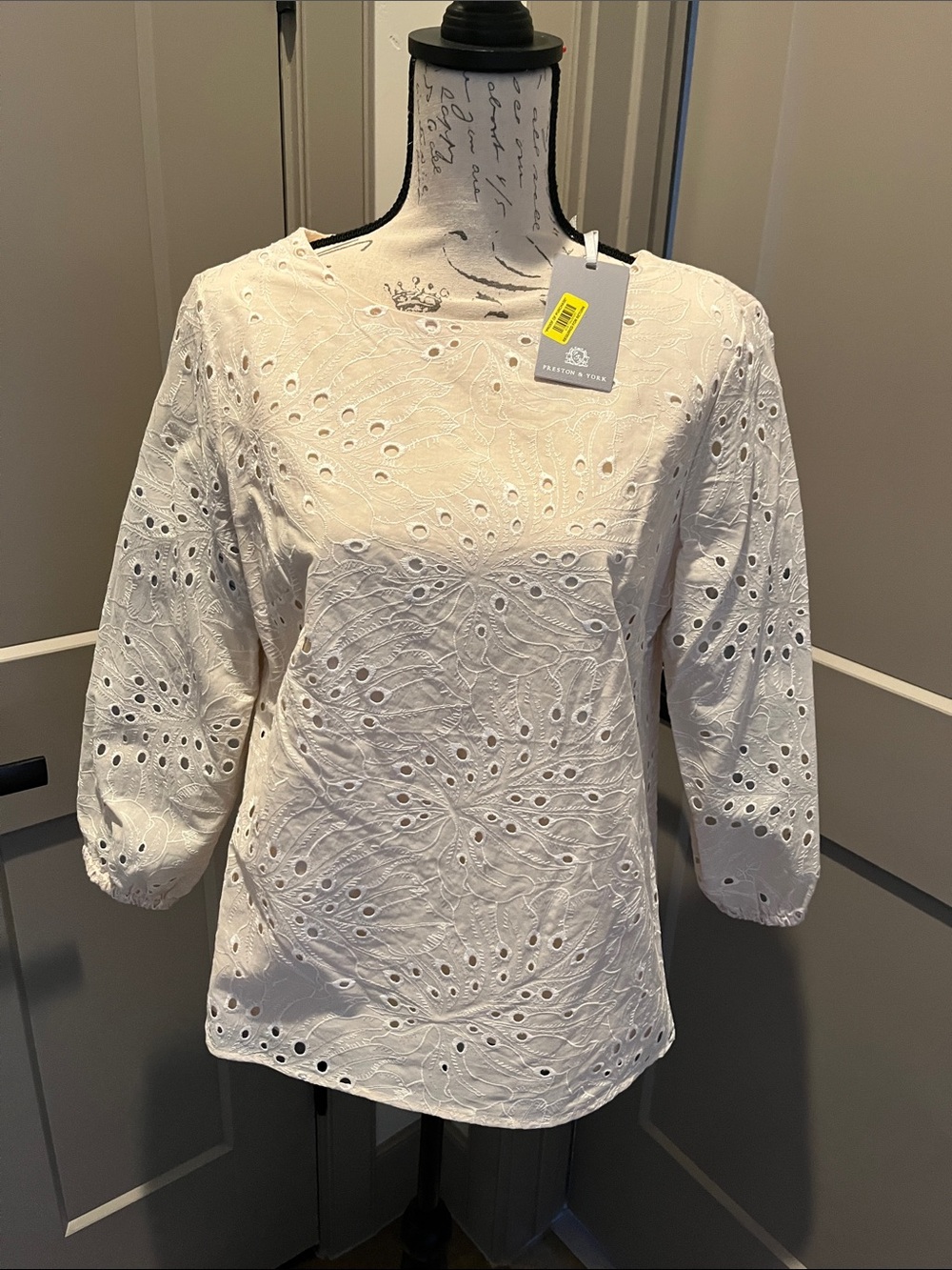 Preston & York White “Alexia” Eyelet Embroidered Blouse - CREAM - SMALL - NWT